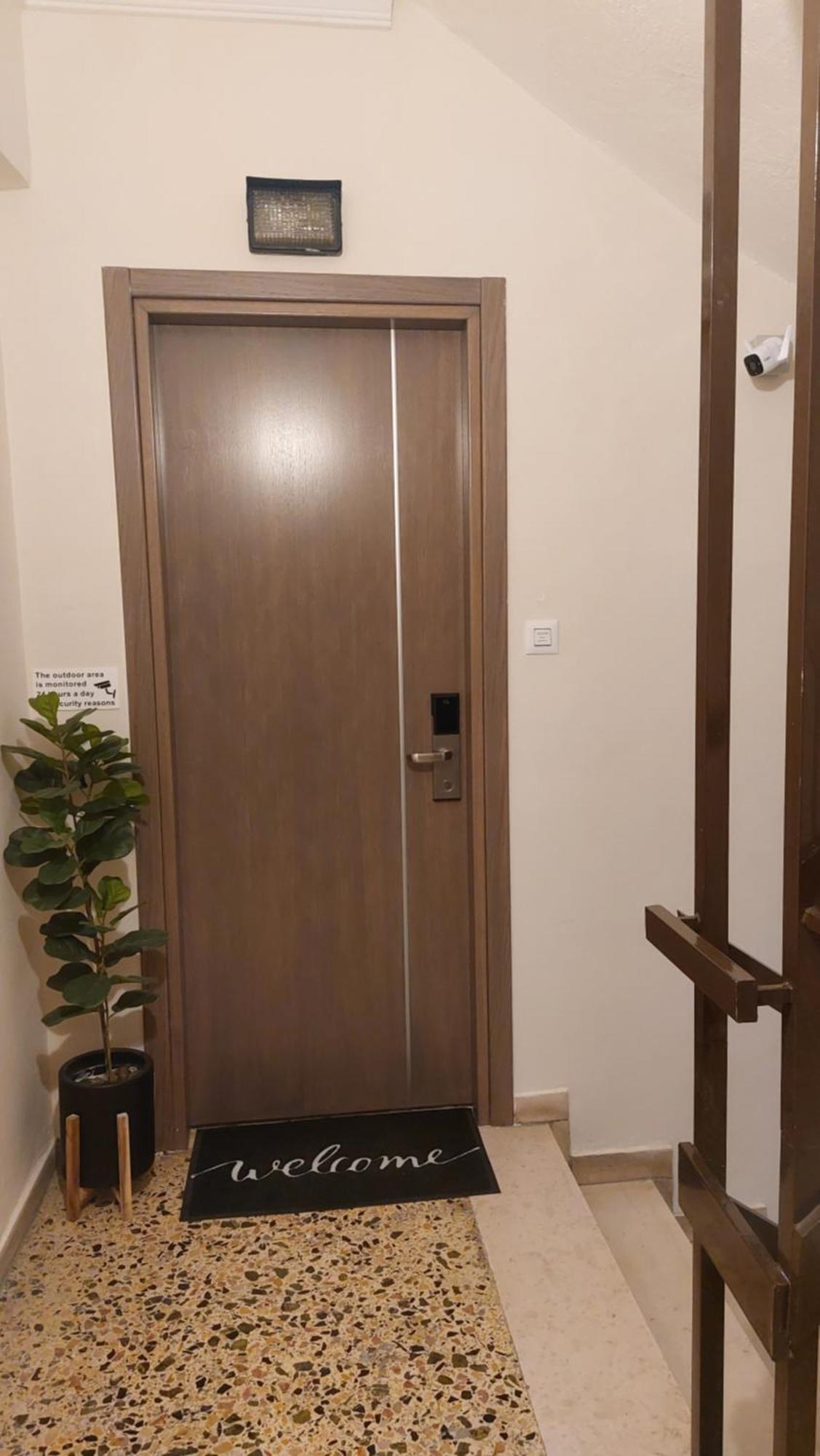 Vivian's Deluxe Apartment